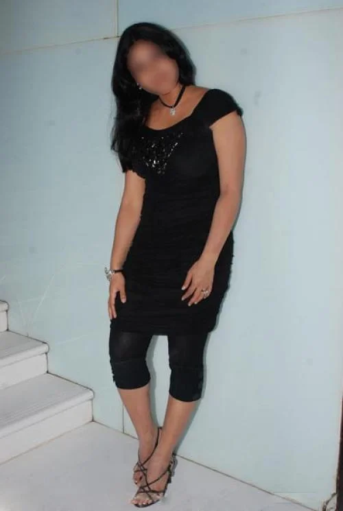 Call Girls Nipania